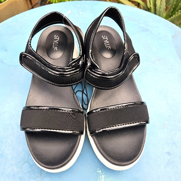 Stylus Black Platform Sandals Size 9 - Picture 2 of 16